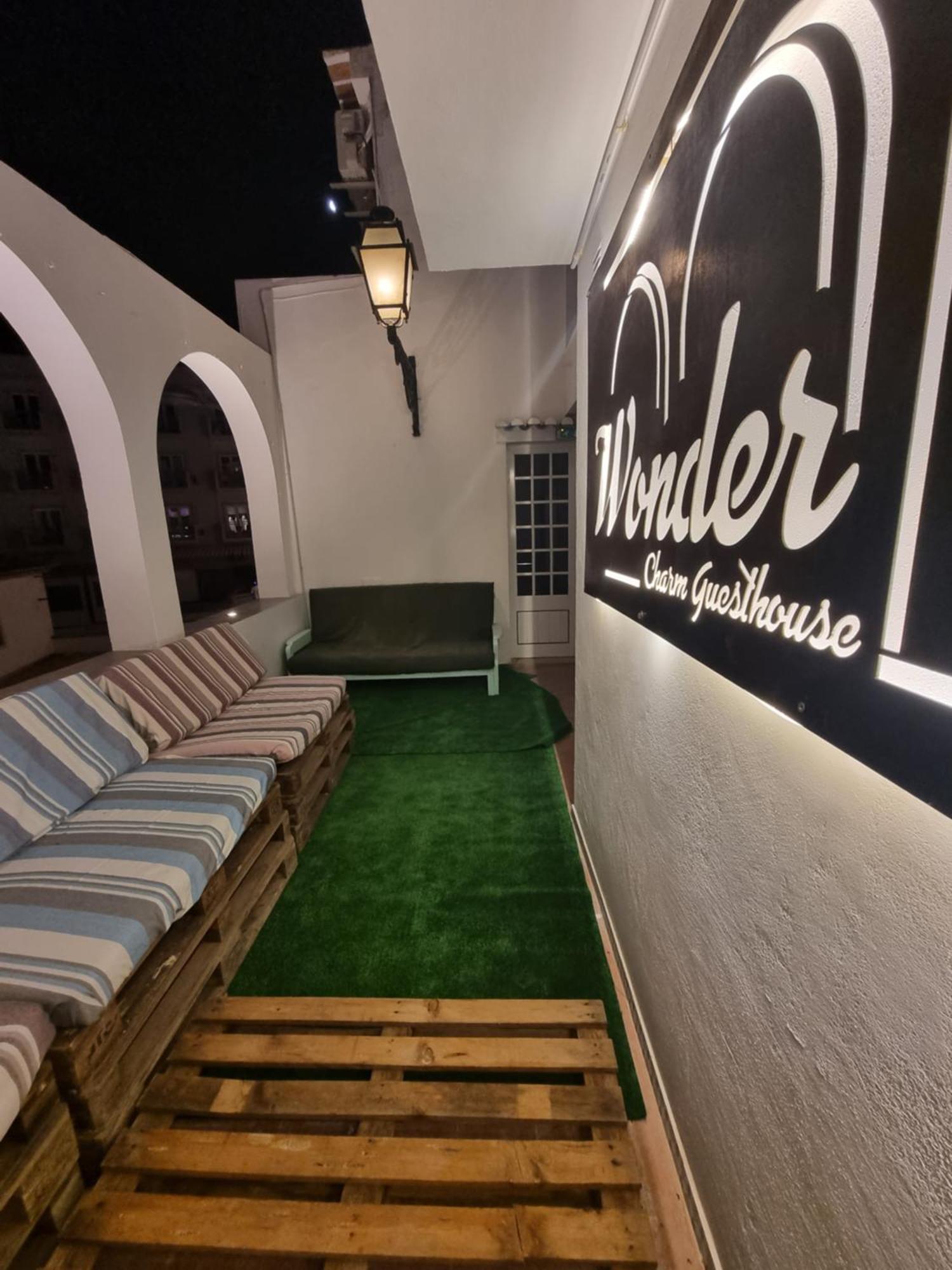 Wonder Charm Guesthouse Албуфейра Екстериор снимка